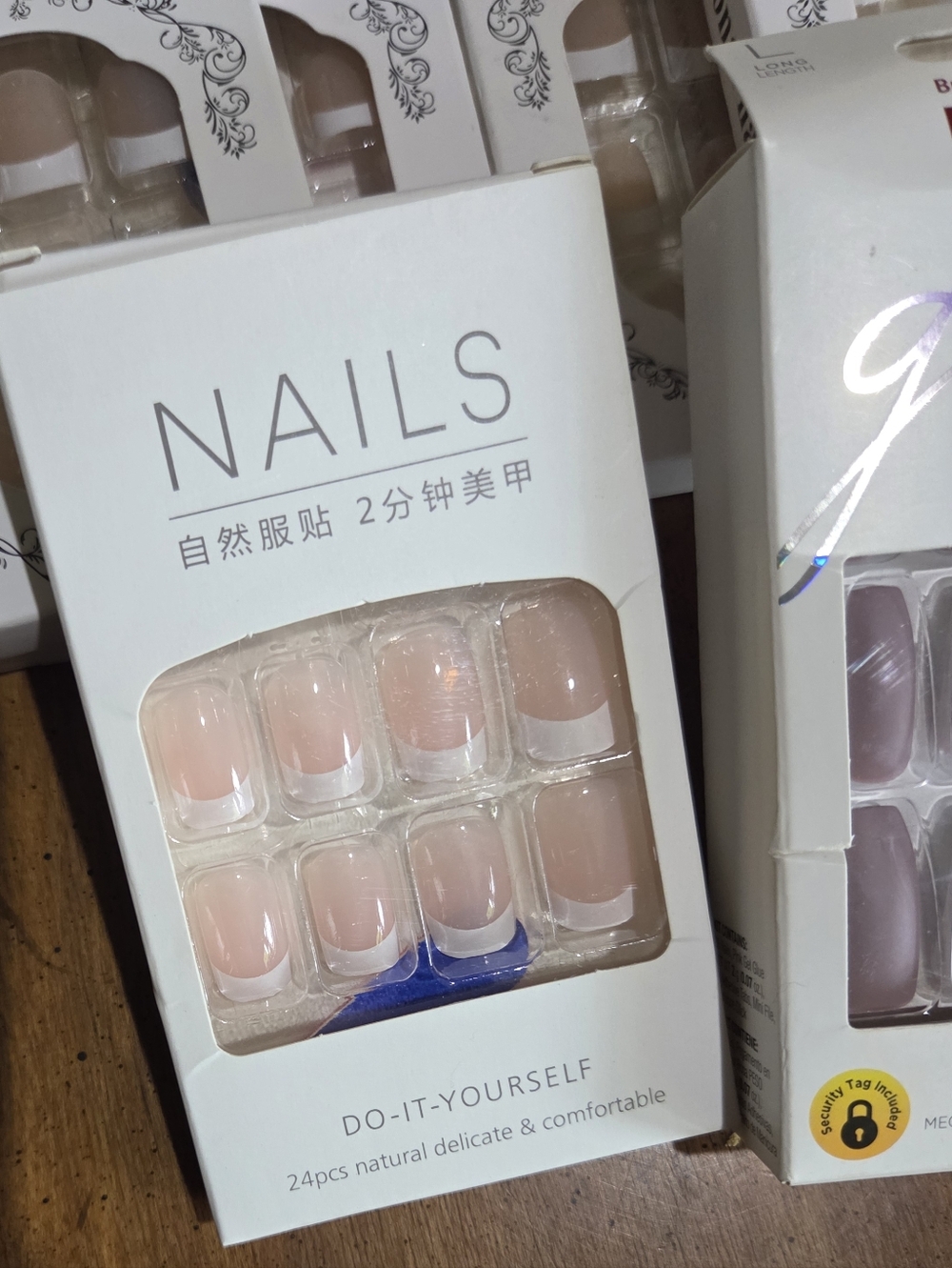 Assorted Glue-On Articial Nail Sets French Manicure x7, Black x1, Purple x1 KISS - Picture 4 of 7